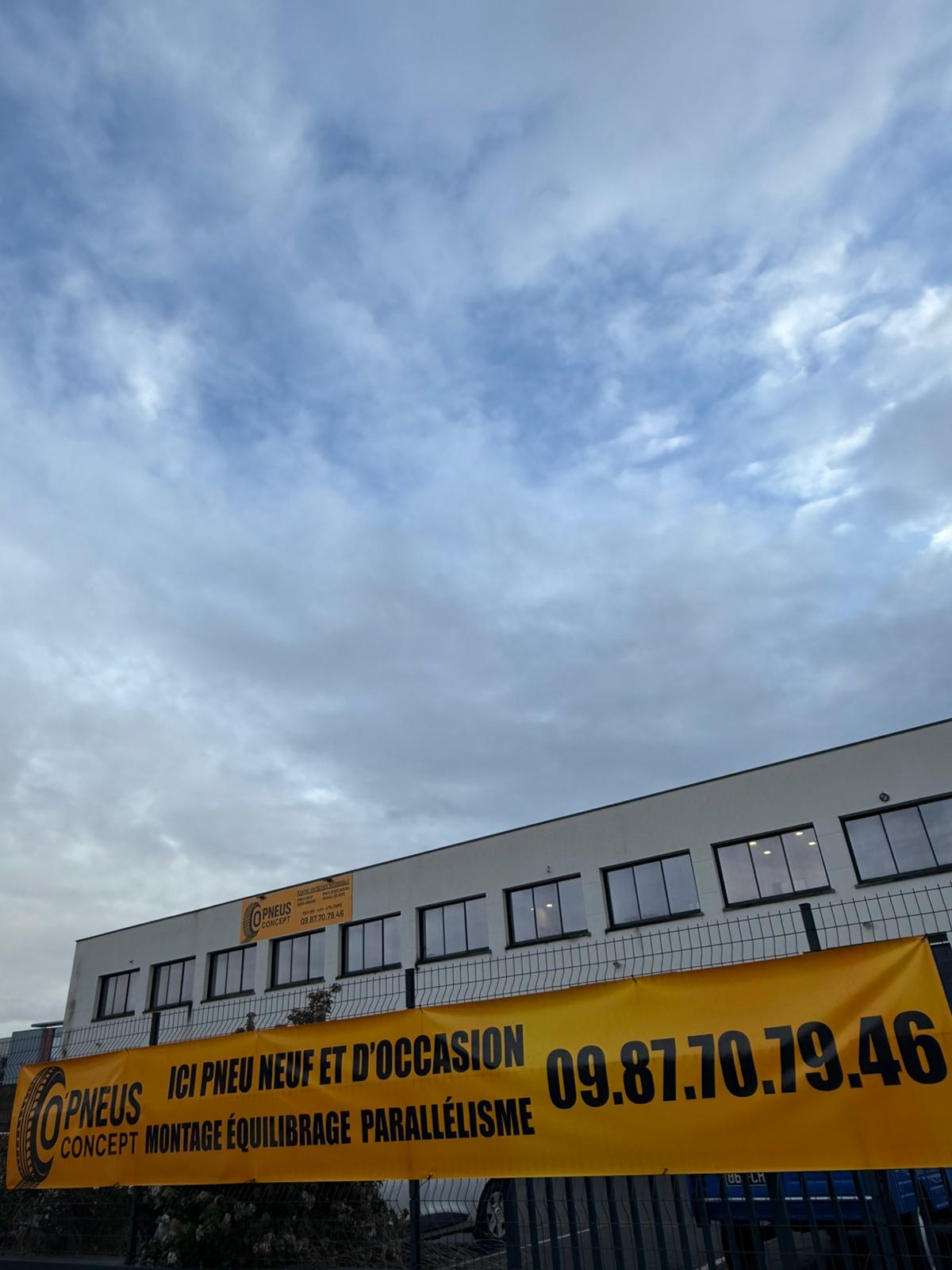 Atelier intérieur O'Pneus Concept